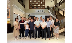 【商会动态】 | 走访商会理事单位—中山秦韵红木家具